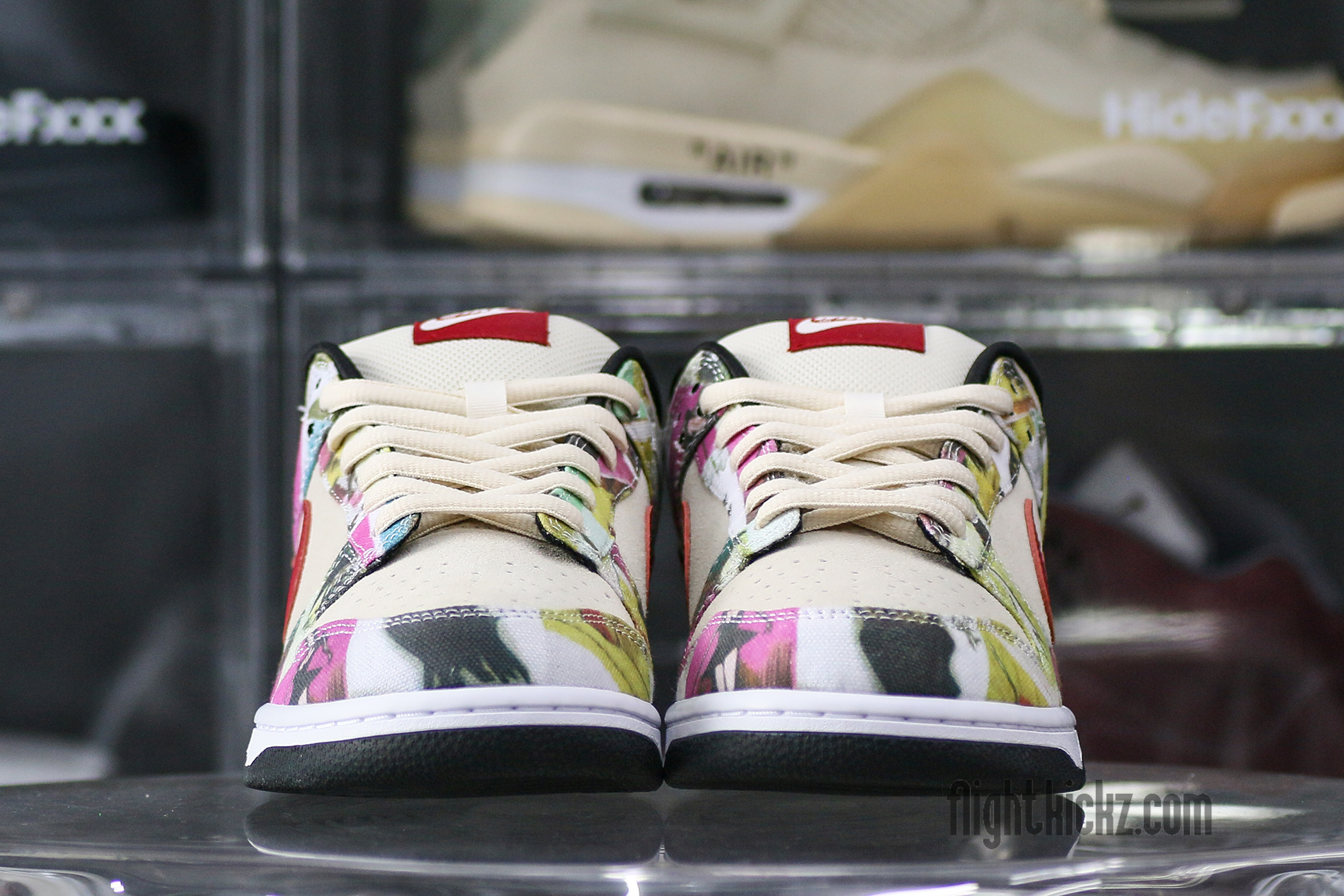 Nike SB Dunk Low Paris