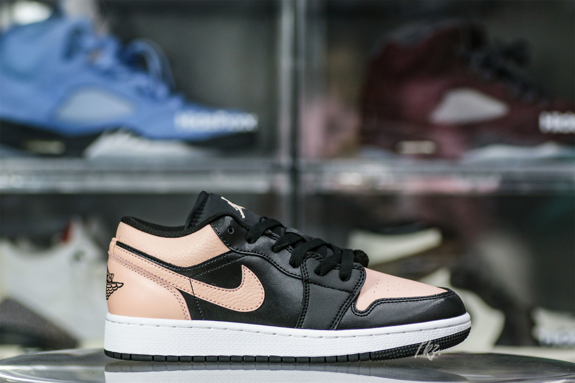 Air Jordan 1 Retro Low Crimson Tint 2021