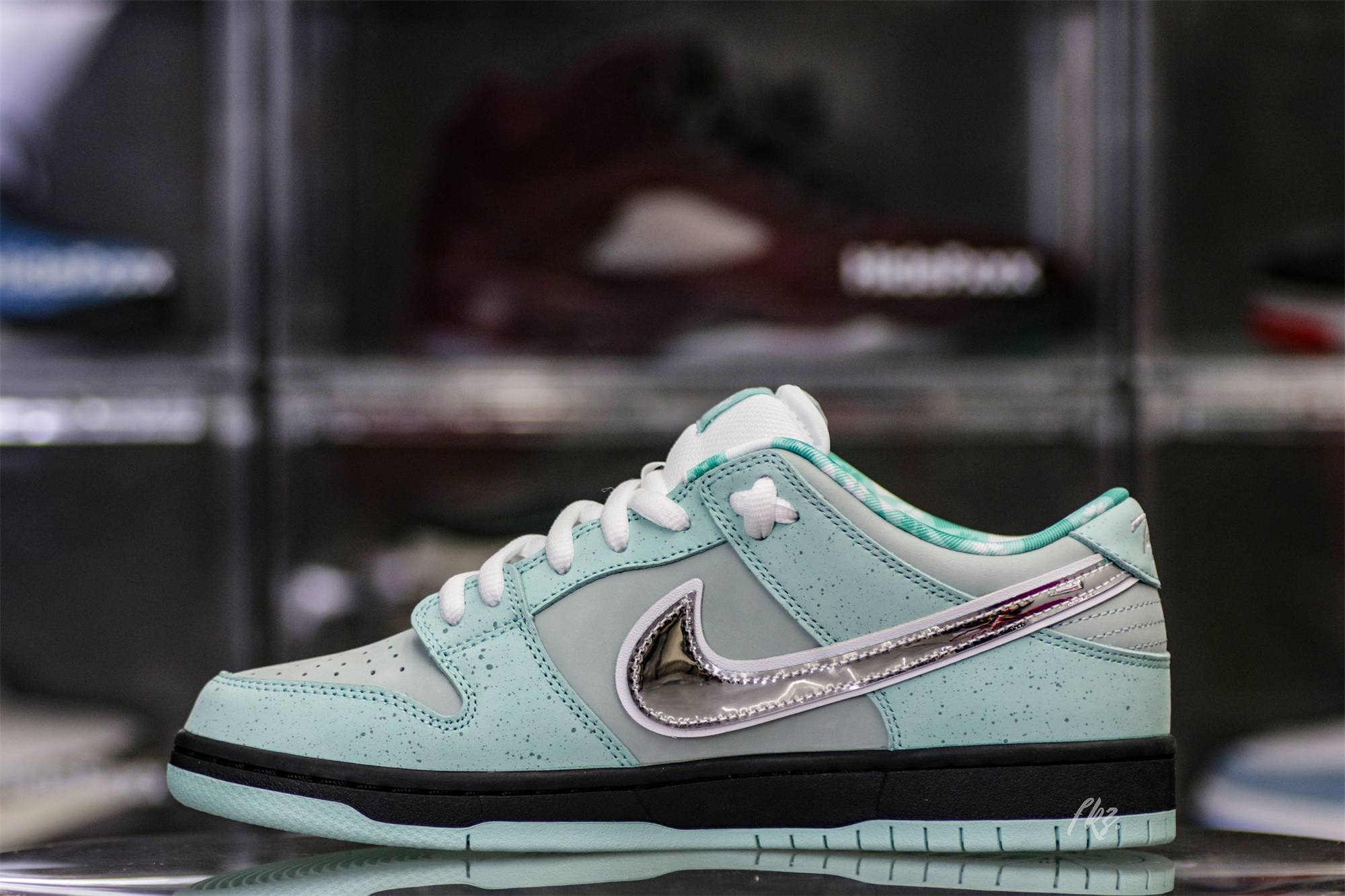 Tiffany & C0. X Nike Dunk Low Lobster