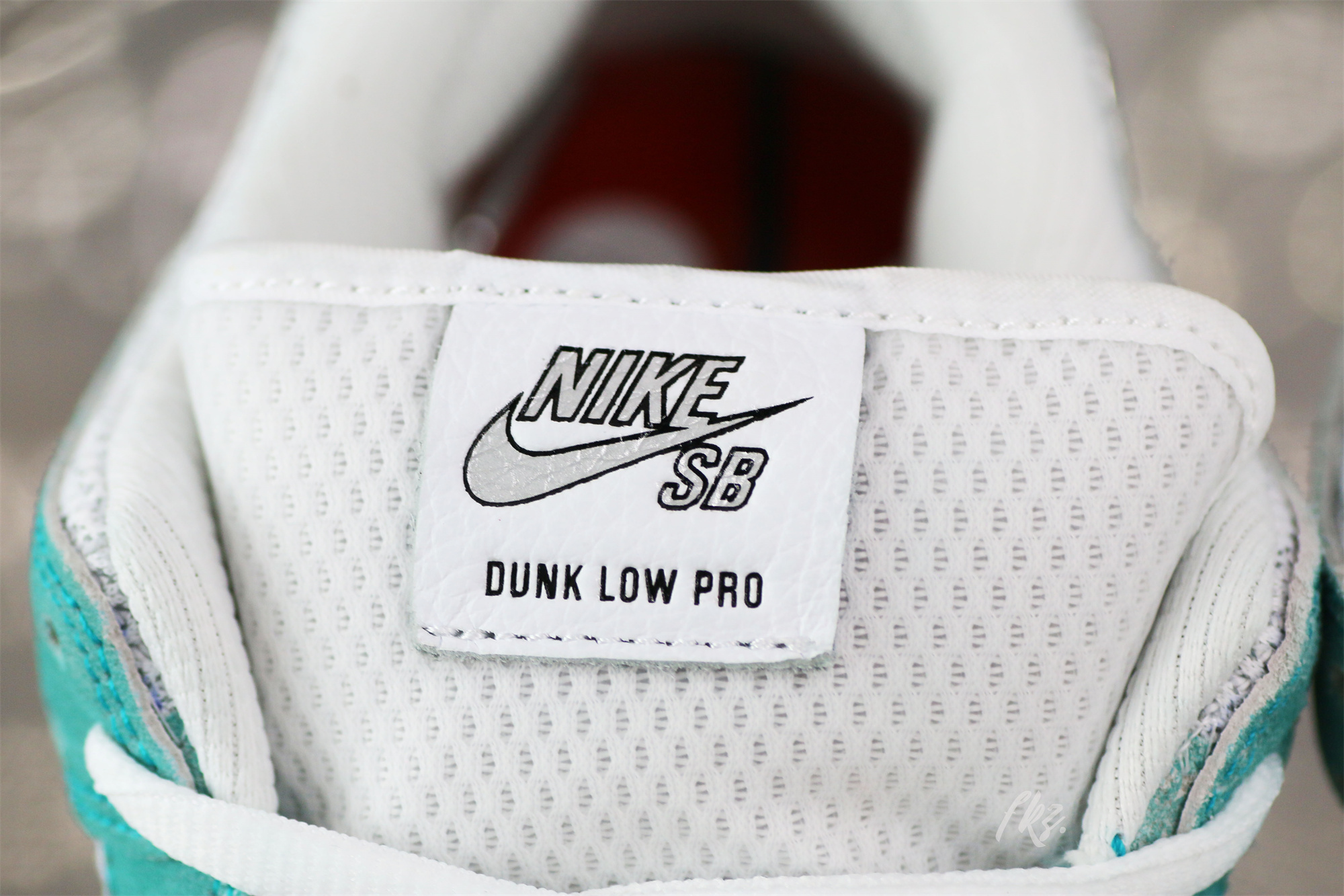 April Skateboards x Nike SB Dunk Low(Flash Sale Size9.5)