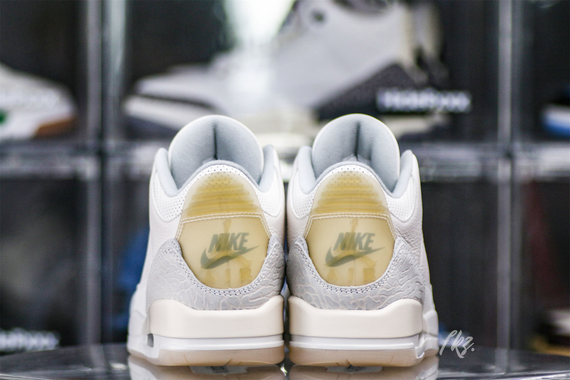 Air Jordan 3 Retro Craft Ivory (LN5 A1)