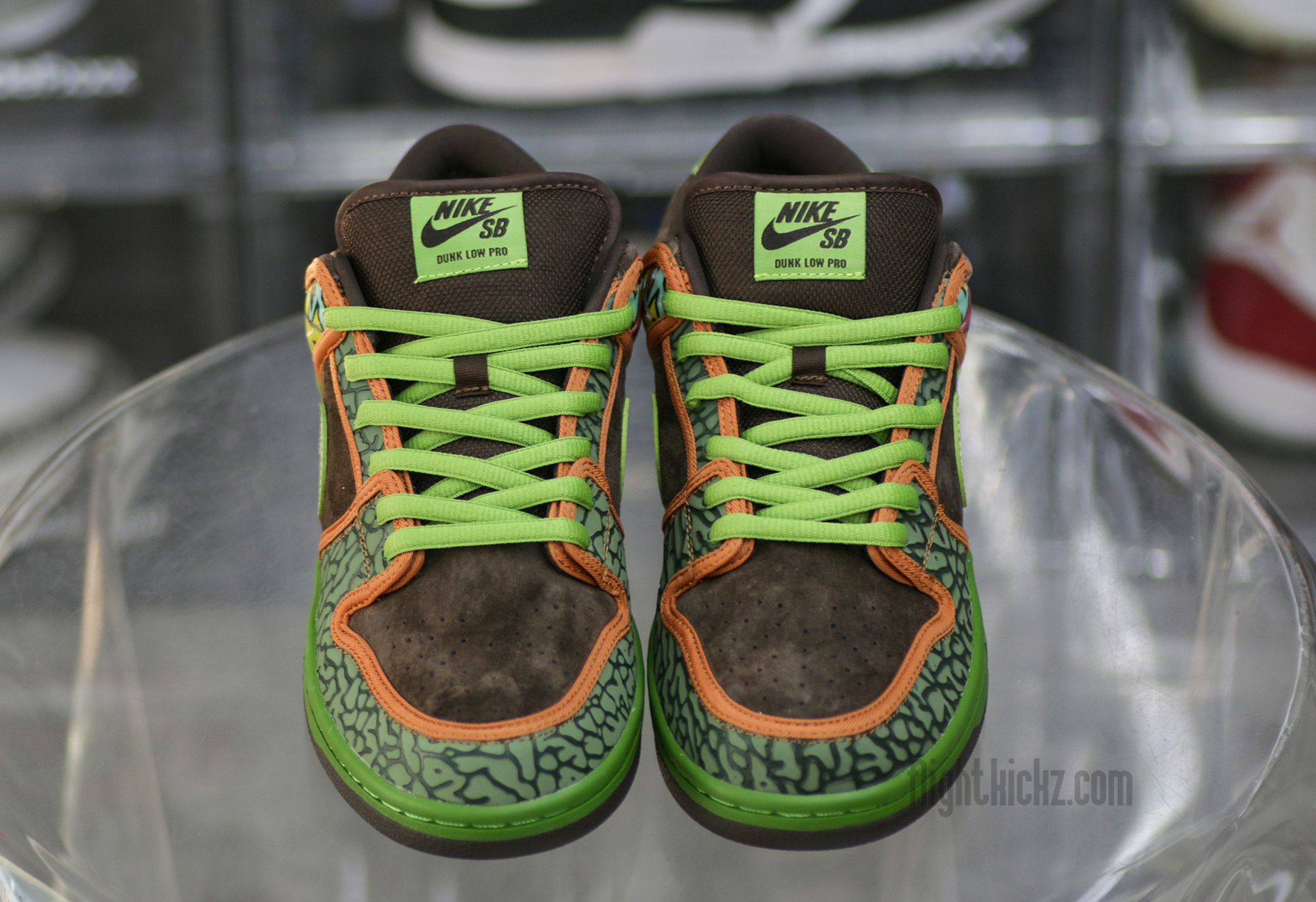 Nike SB Dunk Low De La Soul (2015)