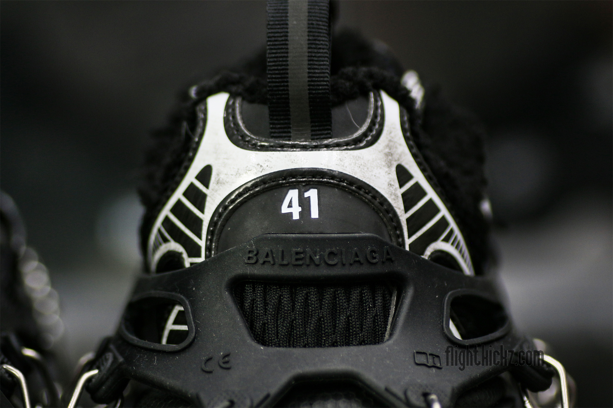 B@lenciag* 3XL Ski Sneaker in Black and white (Removable footwear chains)