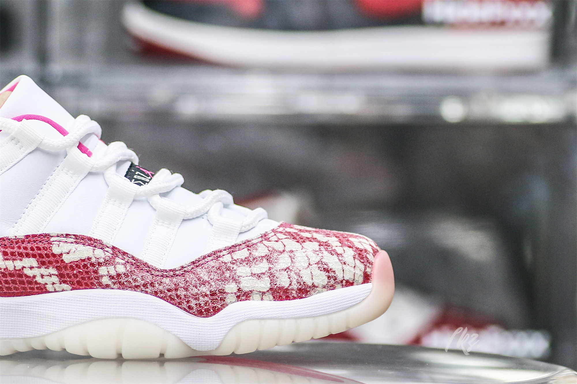 Air Jordan 11 Retro Low Pink Snakeskin (2019) (Women’s)