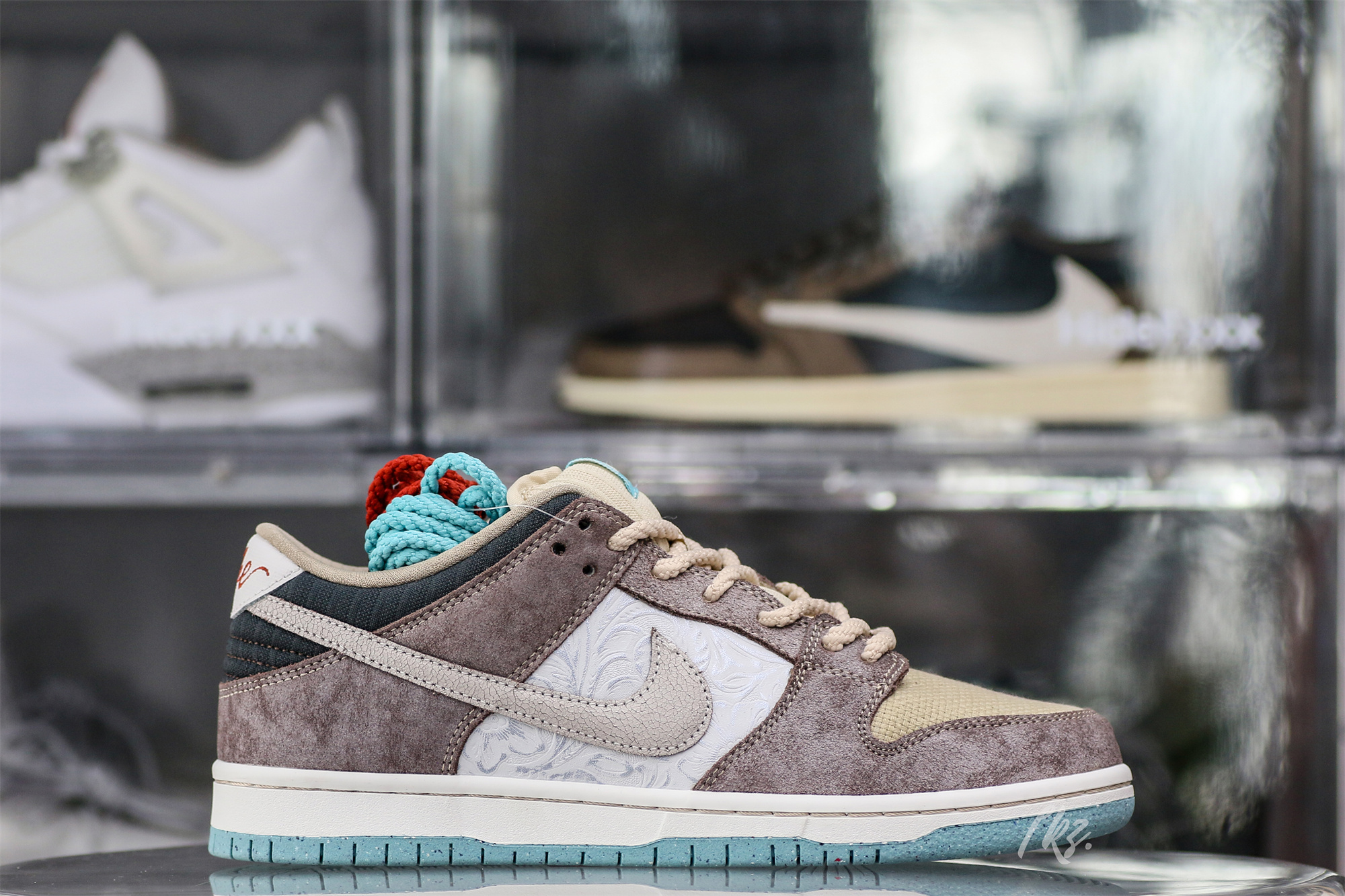 Dunk Low SB Big Money Savings 2024