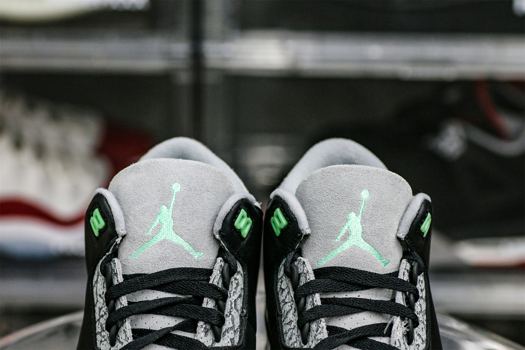 Air Jordan 3 Retro Green Glow 2024