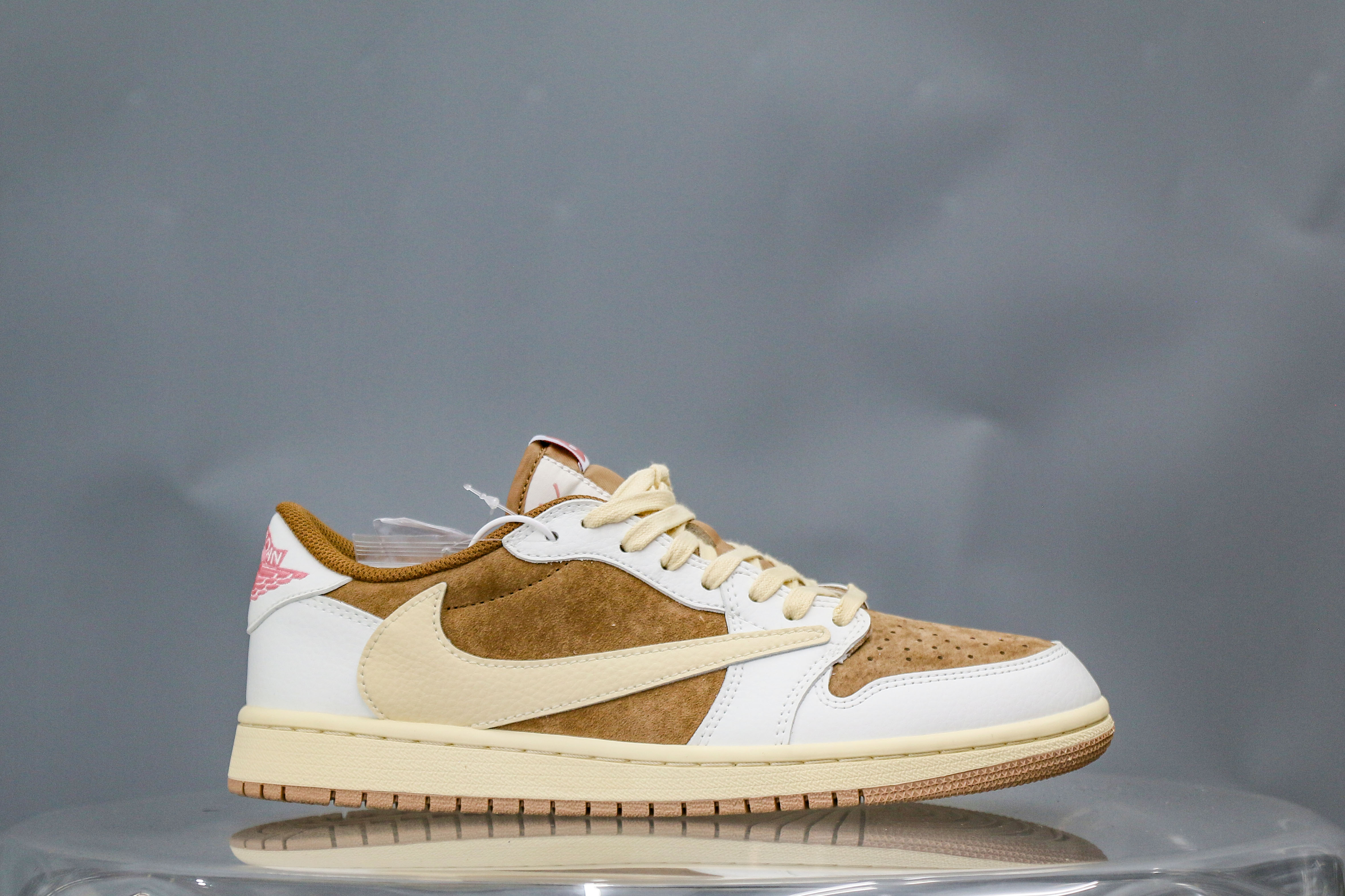 Travis Scott X Air Jordan 1 Low OG Sail / Muslin（A2 Batch)