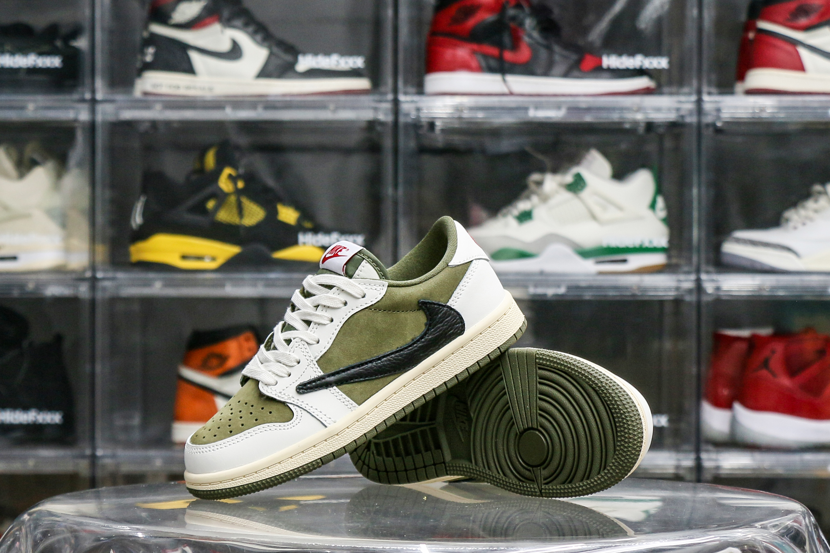 Travis Scott x Jordan 1 Retro Low ‘Reverse Olive / Medium Olive’ Kid (LN5 A1)