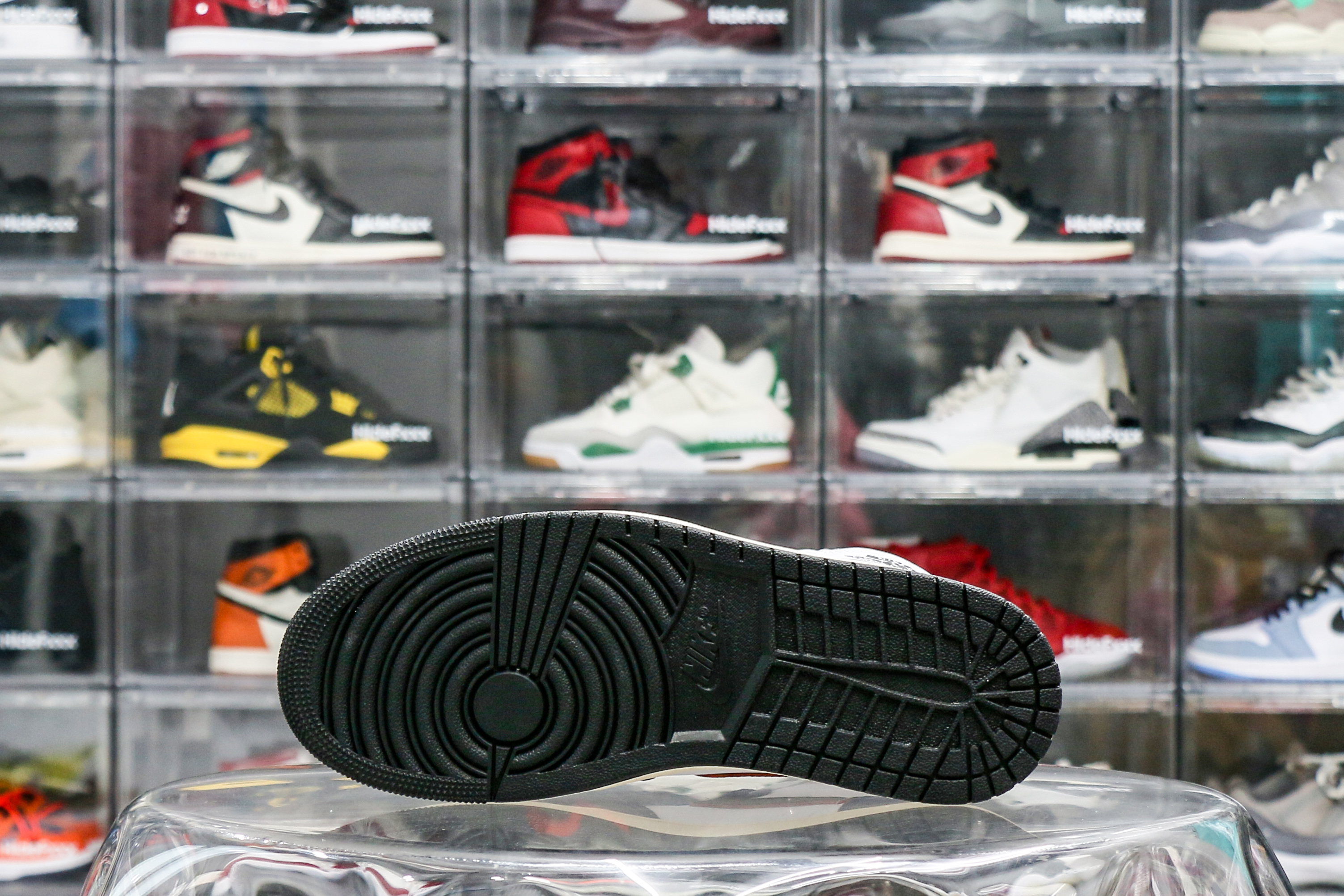 Air Jordan 1 High OG Rare Air Deep Royal Blue 2025