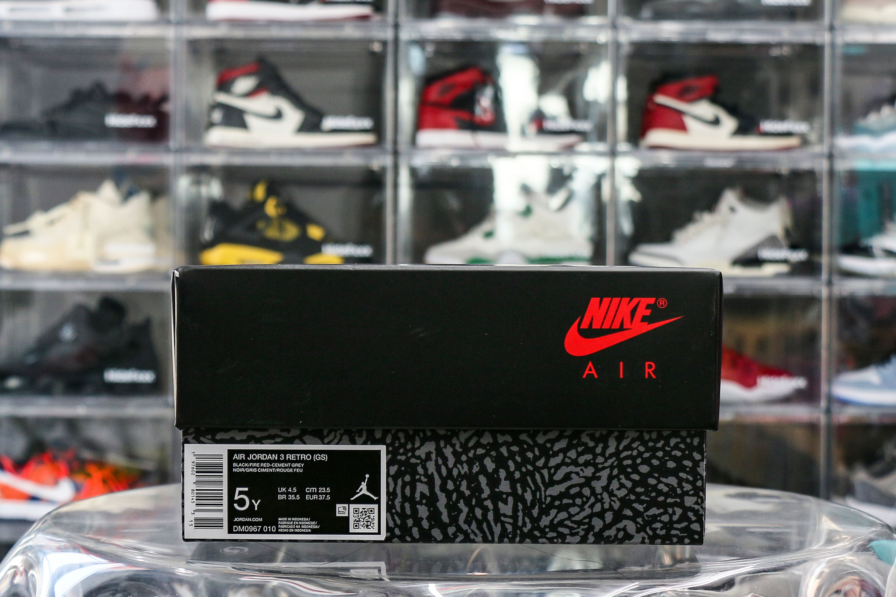 Air Jordan 3 Retro Black Cement Reimagined 2024 (Ln5 A1)