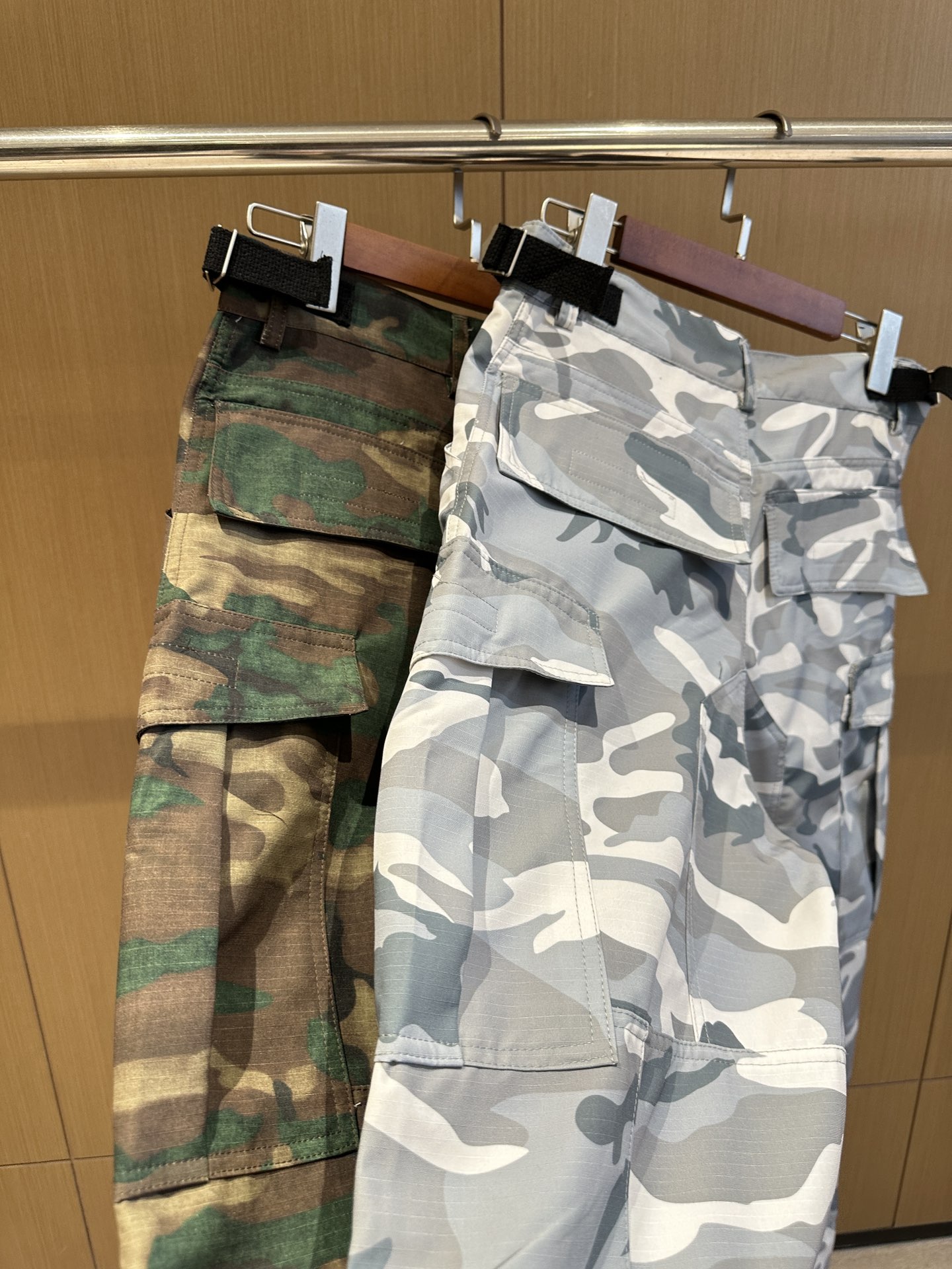 Far Archive Camo Pants