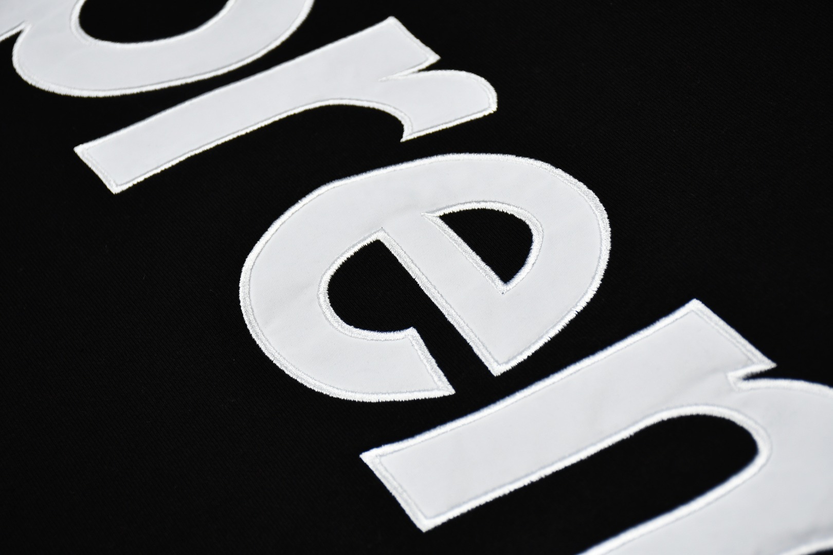 Supreme 22FW Satin Appliqué Hooded Sweatshirt