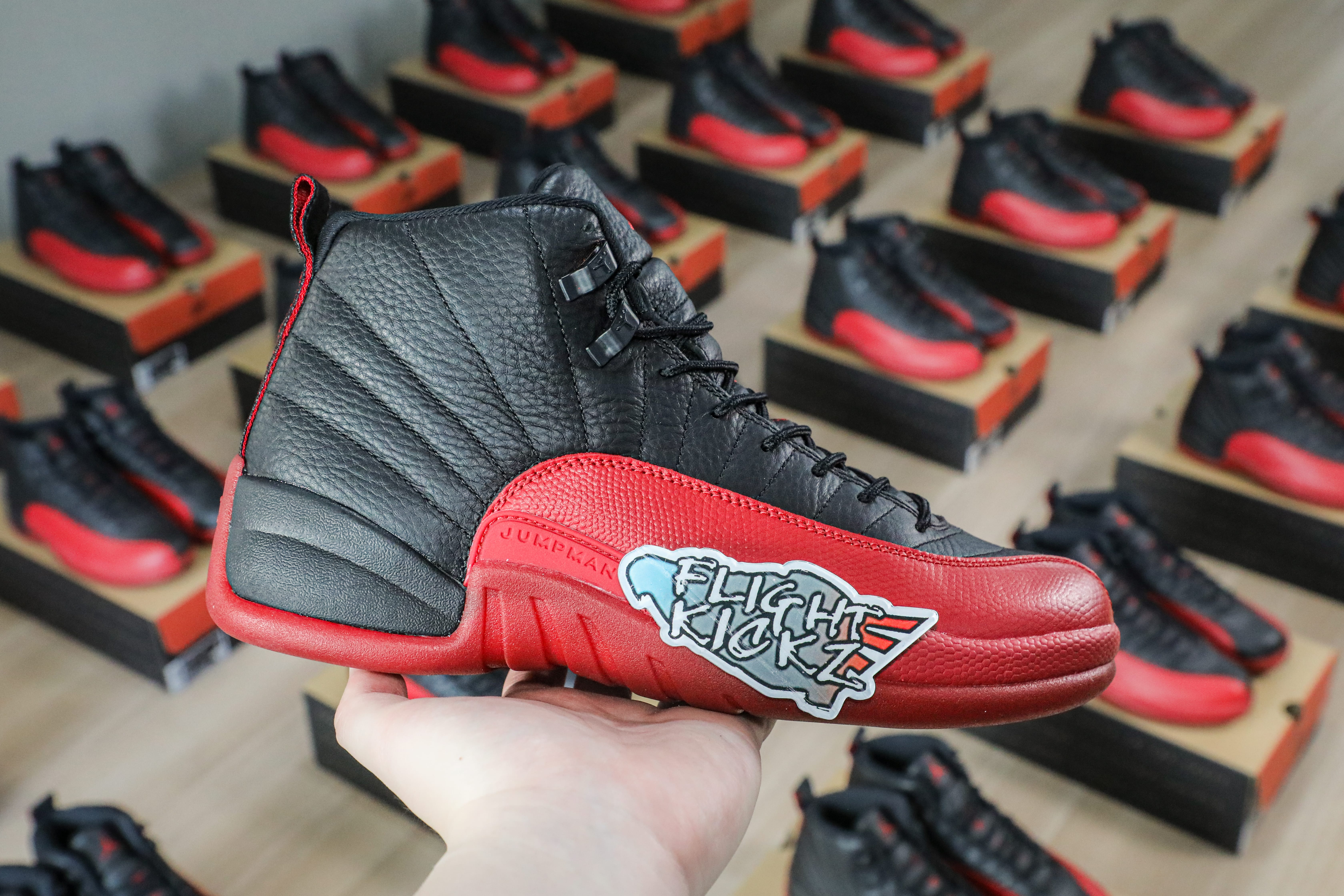 Air Jordan 12 Retro Flu Game 2025 (Ln5 A1)