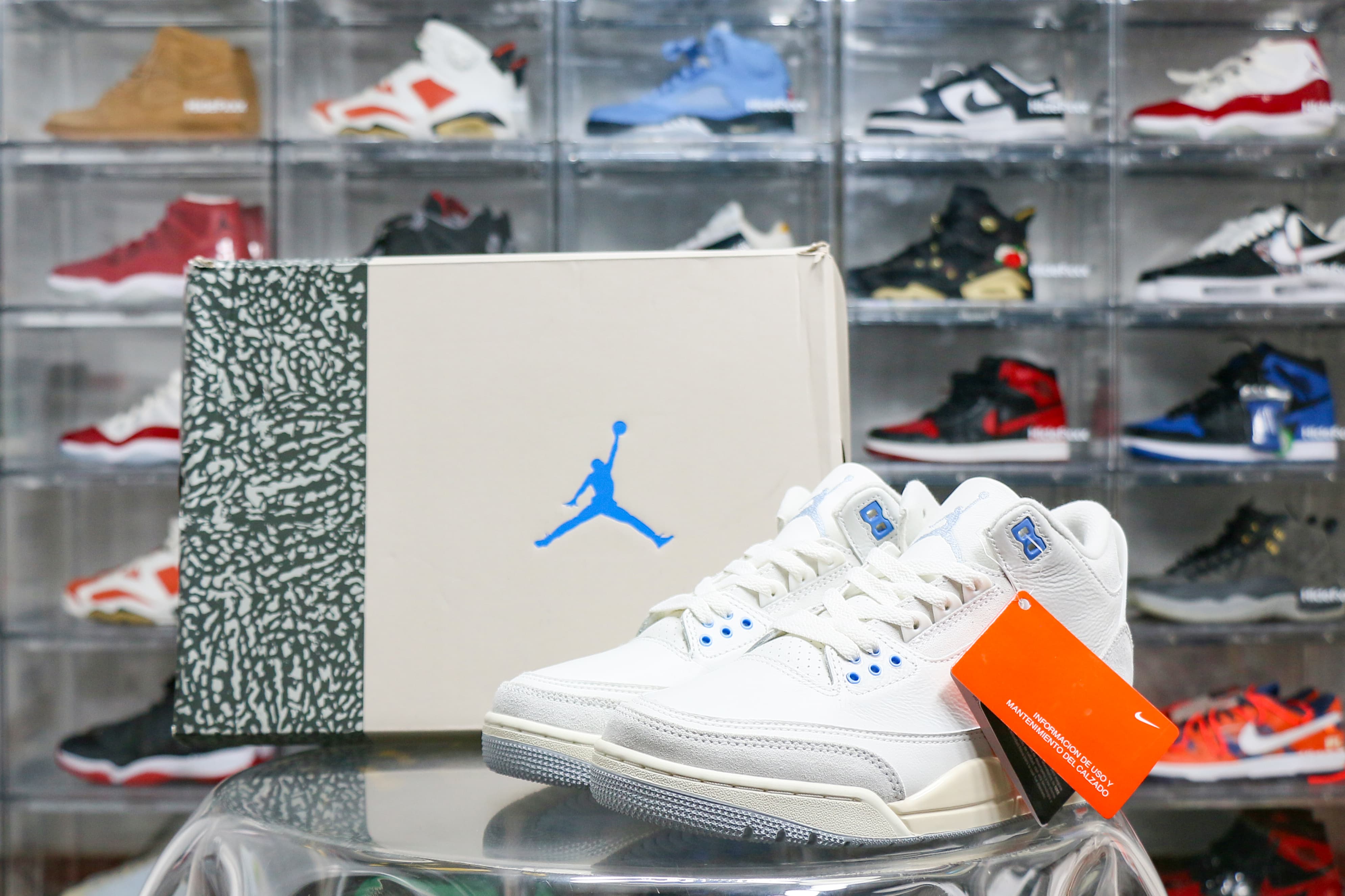 Air Jordan 3 Retro Lucky Shorts 2025