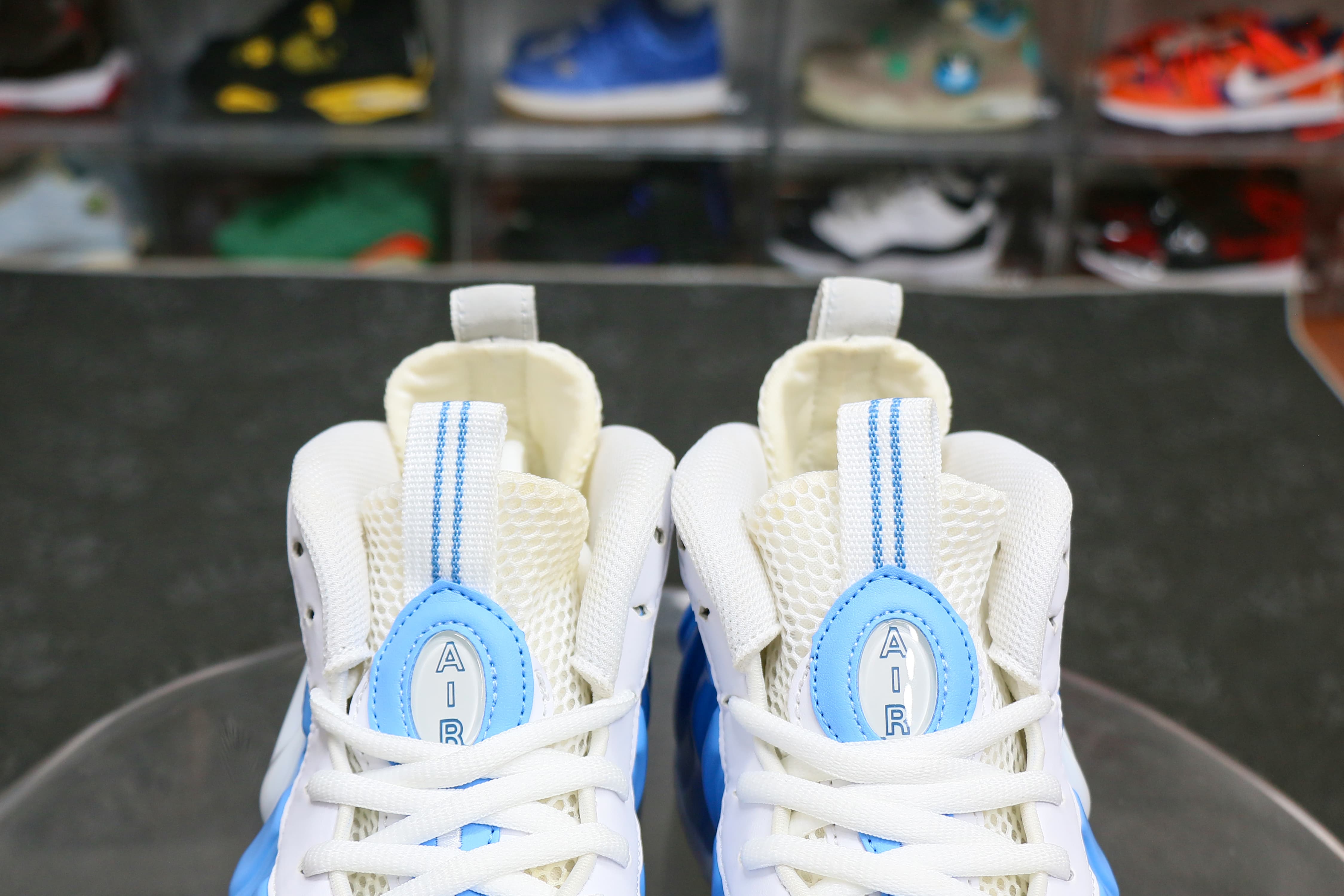 Nike Air Foamposite Pro University Blue 2003