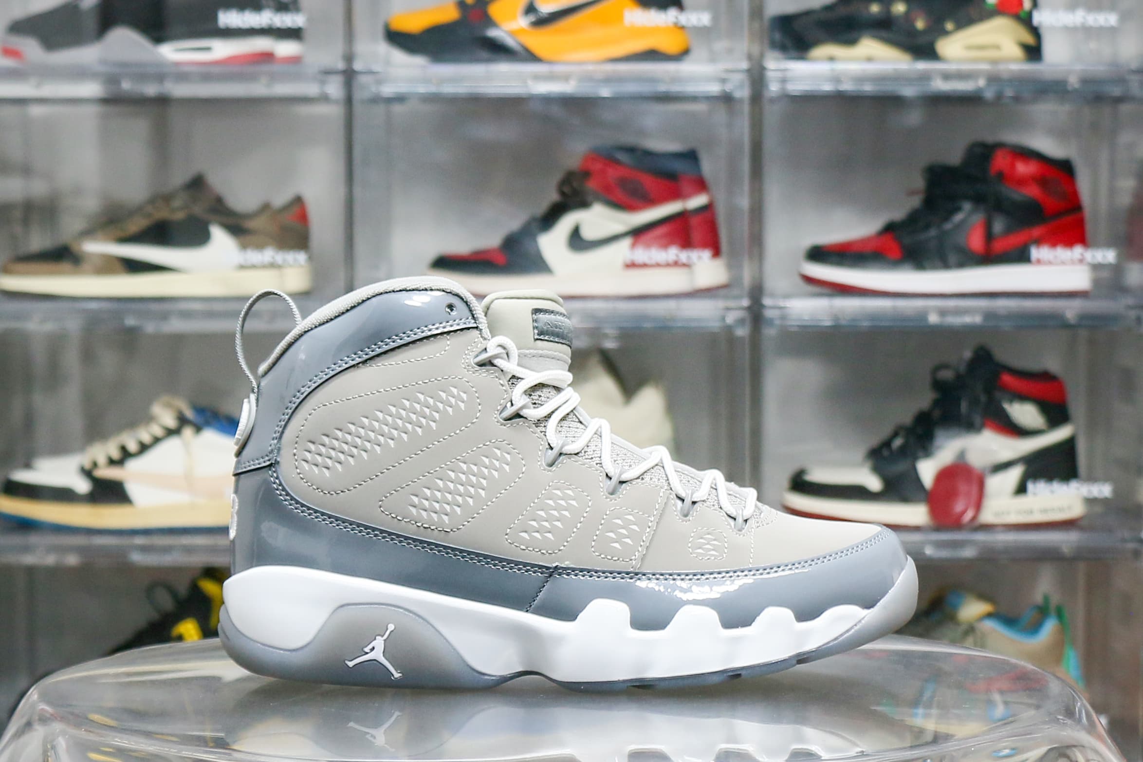 Air Jordan 9 Retro Cool Grey 2025