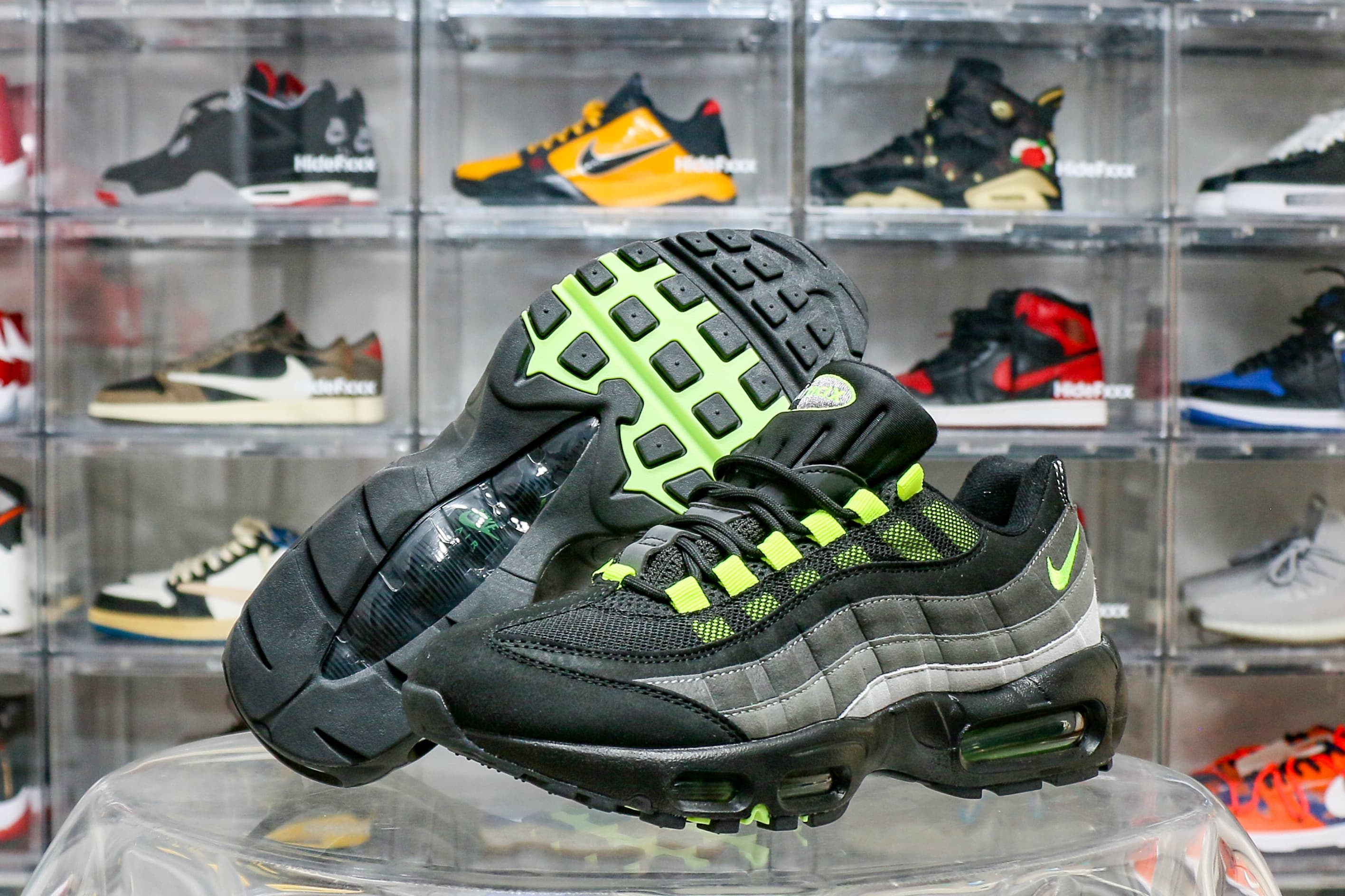 Nike Air Max 95 Black Neon