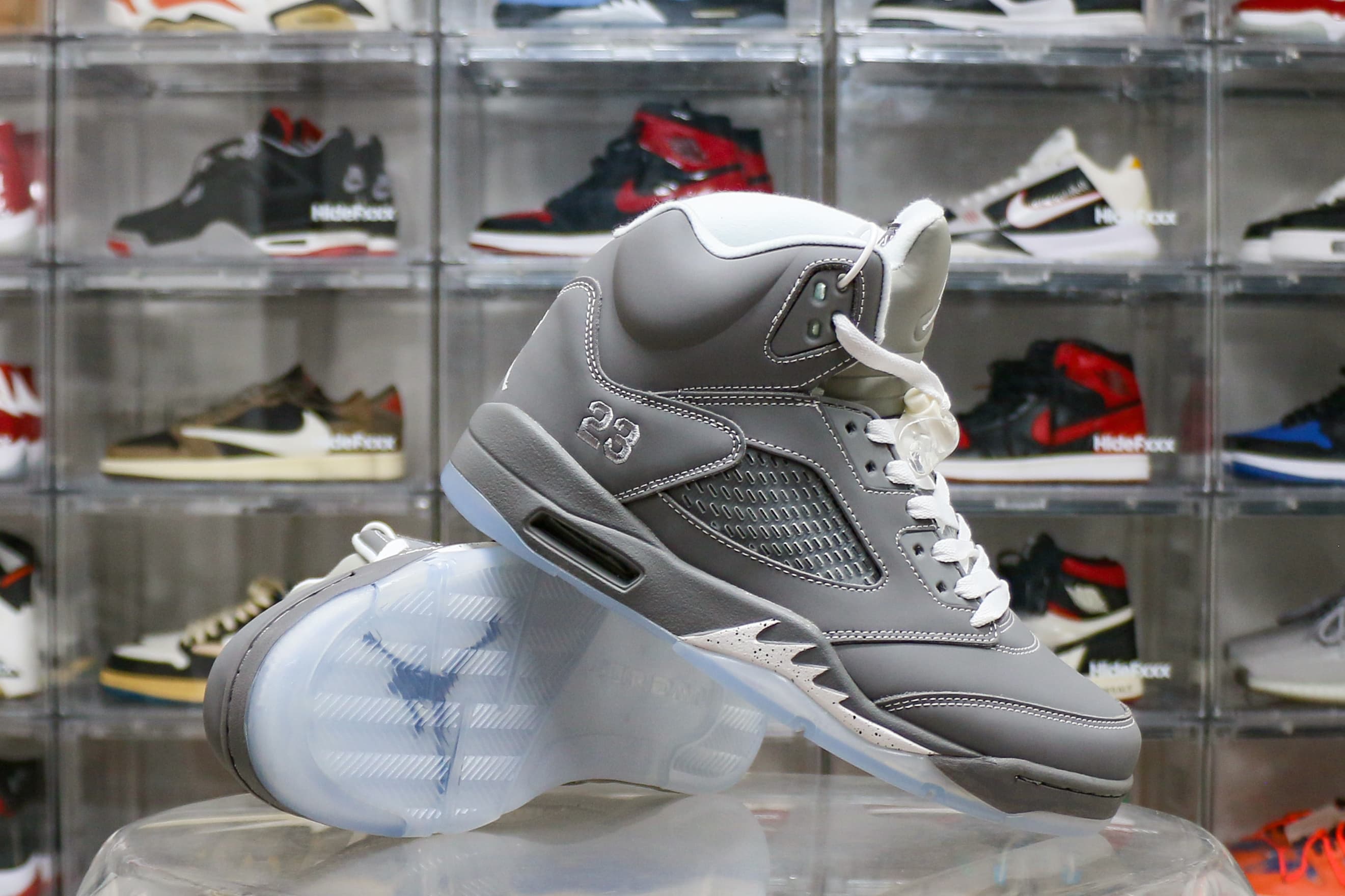Air Jordan 5 Retro Wolf Grey 2011