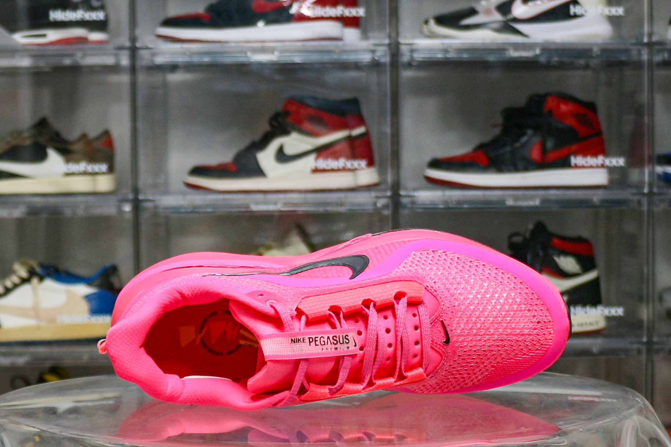 Nike Air Zoom Pegasus Premium Hyper Pink