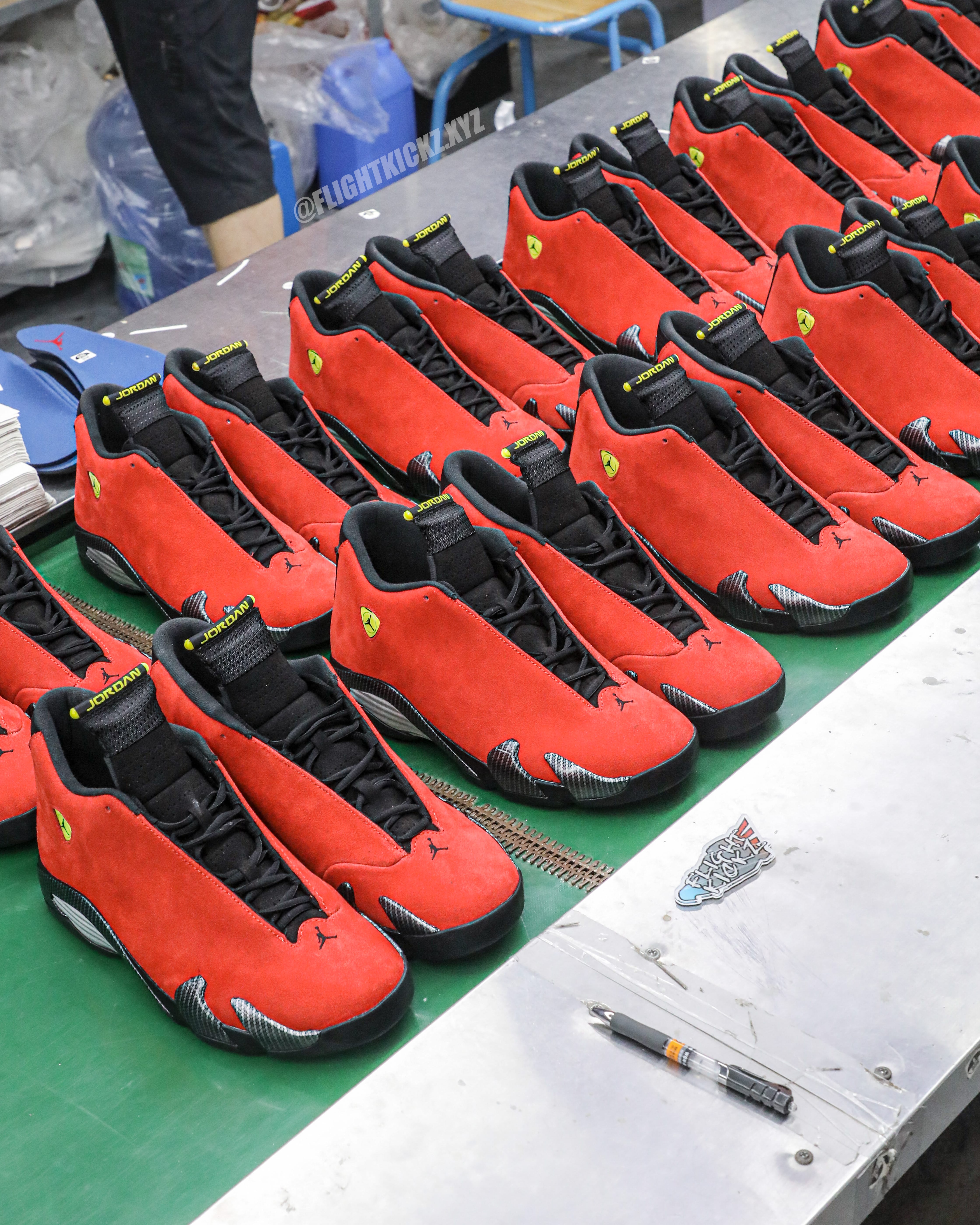 Air Jordan 14 Retro Ferrari 2025 (Ln5 A1)