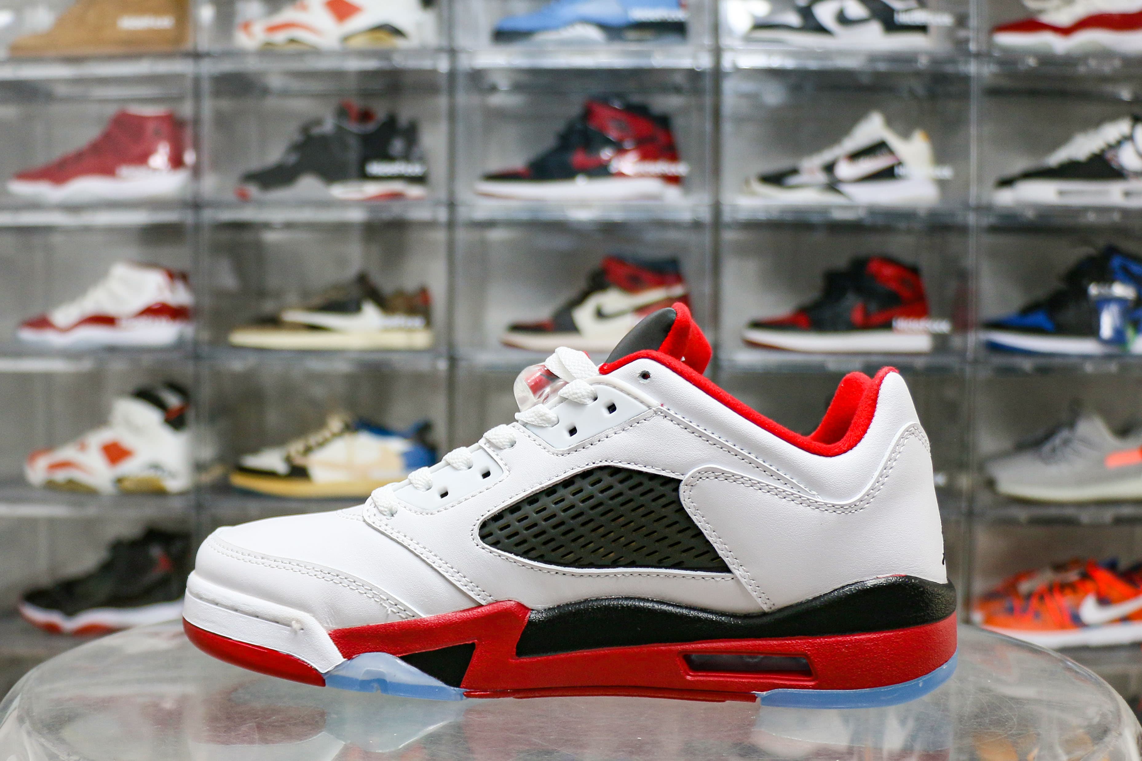Jordan 5 Retro Low Fire Red 2016